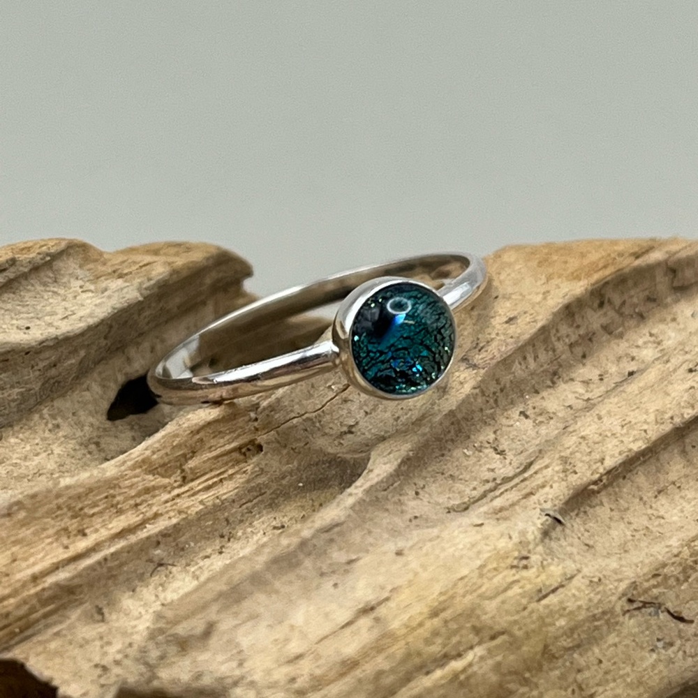 Minimalist Sterling Silver and Blue Dichroic Ring